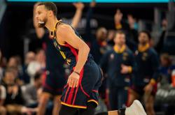 1xbet体育网站入口-勇士客场胜鹈鹕，近十场赢下八场