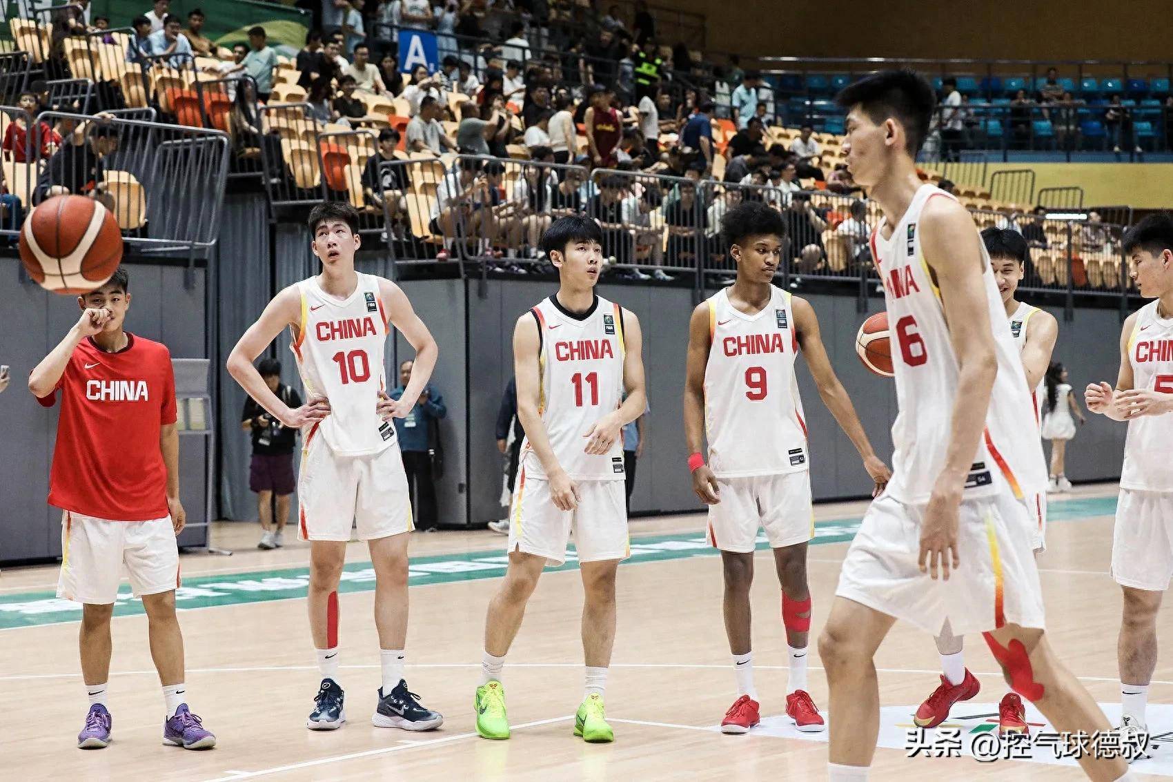 1xbet体育平台-热门球队在国内男子篮球联赛中搏斗争胜
