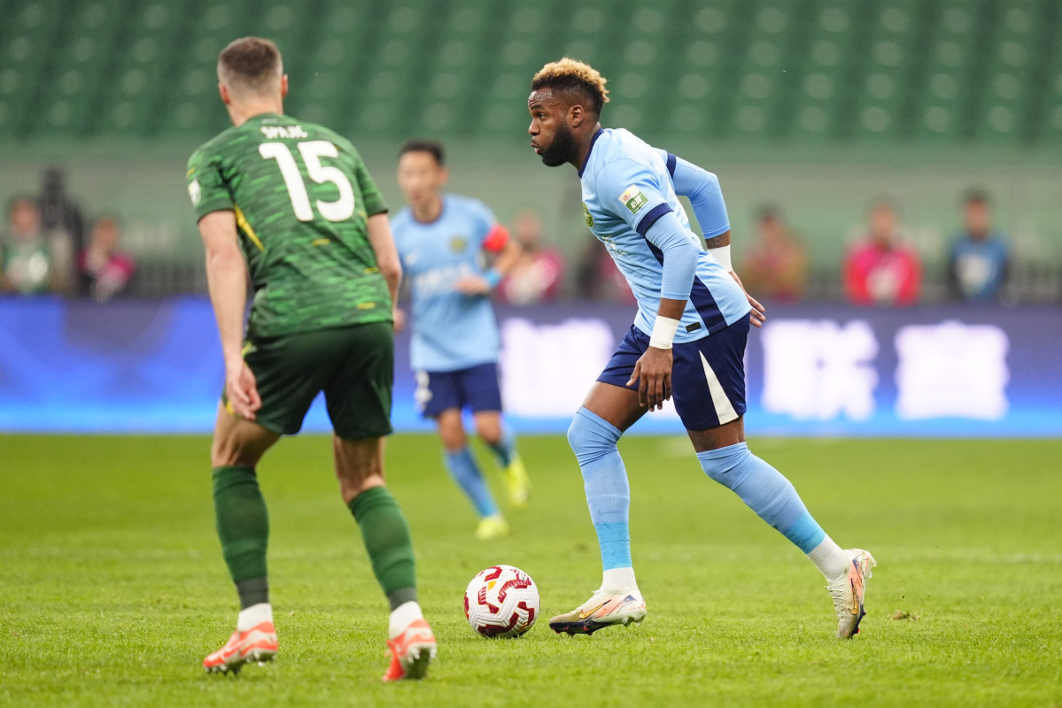 包含浙江绿城主场迎战北京国安，实力均衡的词条