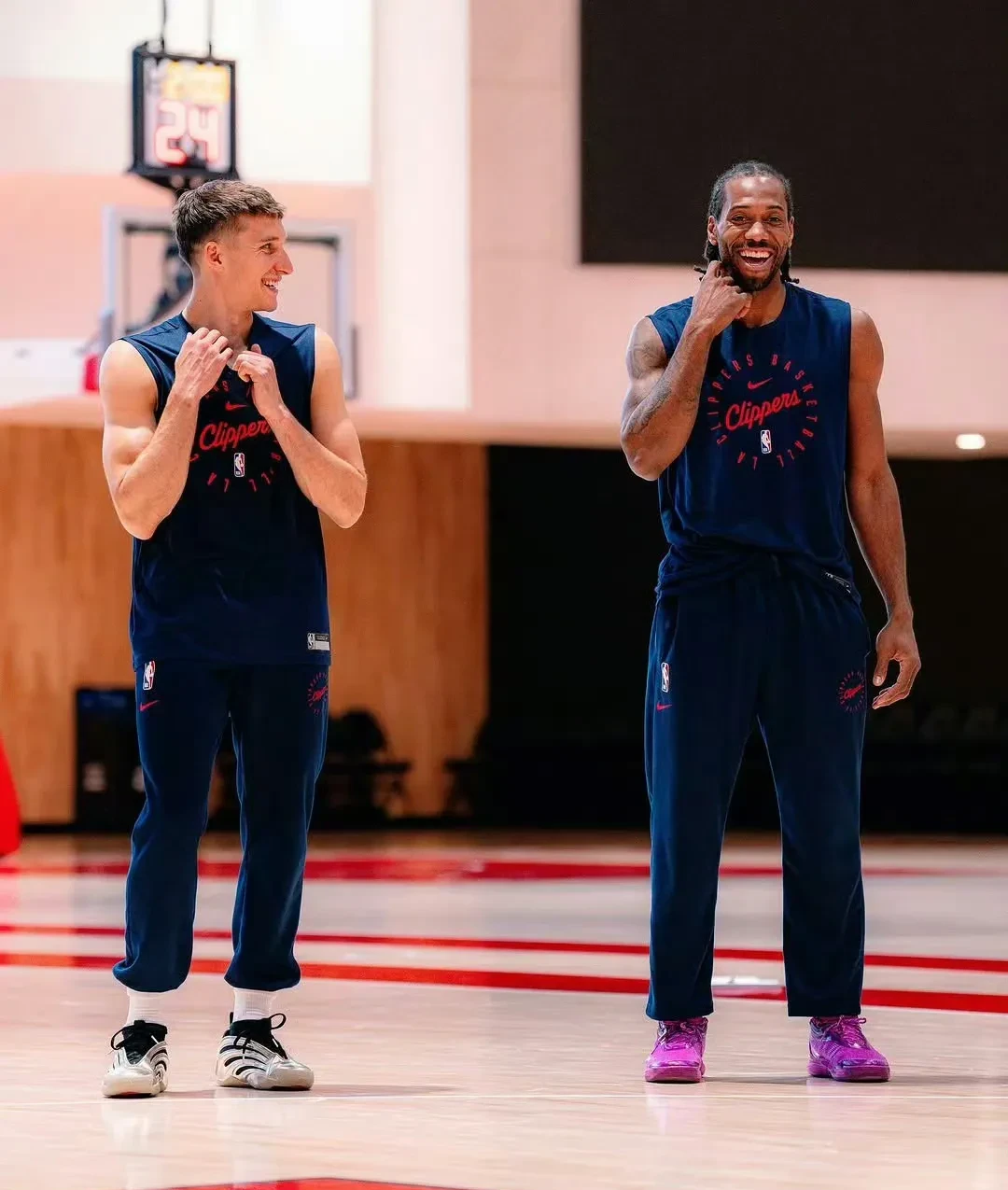 包含快船吊打灰熊，迎来赛季第三连胜的词条