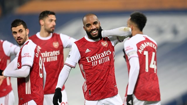 阿森纳主场大胜,拉卡泽特梅开二度 阿森纳主场大胜,拉卡泽特梅开二度